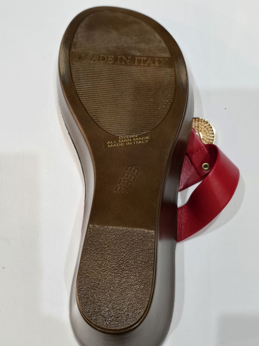 Crystal-Embellished Red Wedge Thong Sandals Made in Italy #719 - Picture 7 of 7